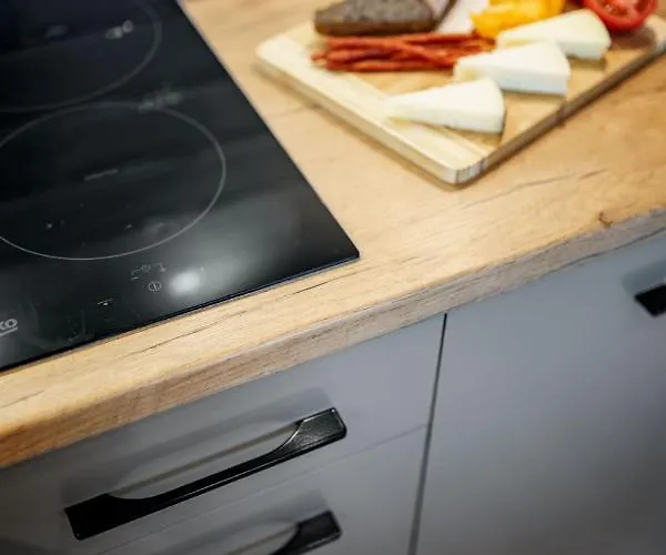 アパート Gold Gardenia